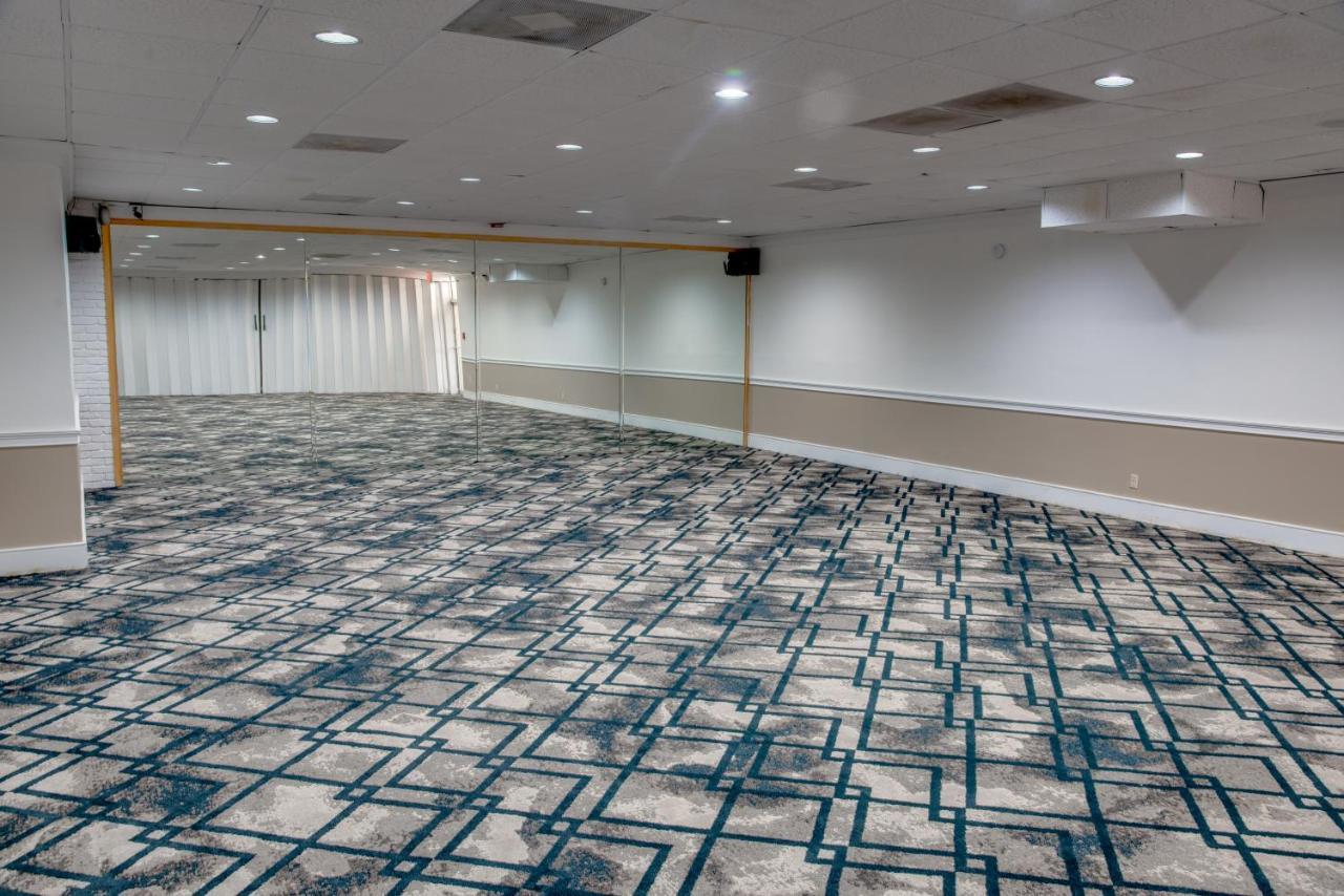 Days Inn By Wyndham St. Petersburg / Tampa Bay Area Pinellas Park Zewnętrze zdjęcie