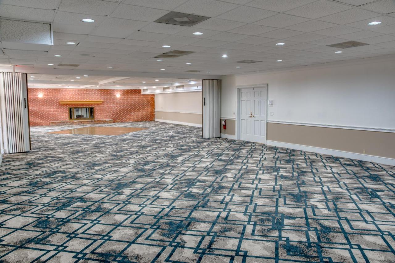 Days Inn By Wyndham St. Petersburg / Tampa Bay Area Pinellas Park Zewnętrze zdjęcie